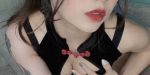 JSBY-0039：萝莉学妹的诱惑让学长一秒变野兽！