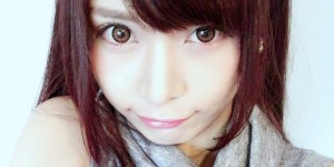 被迫做在木马上调教 饥渴男女办公室激战