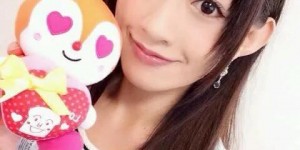 希岛爱里ADN-281 希岛あいり变身后妈与继子在一起