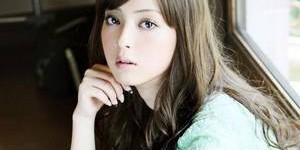 【迈博体育myball】把头埋在你腿里吸什么感觉 喜欢我吃你鲍鱼还是葡萄