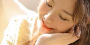 【迈博体育myball】性奴 乳环 皮鞭 男友让我脱了内裤张开腿