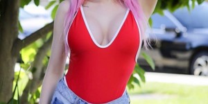 加拿大美女Rolyatistaylor 性感妹子晒美照御姐范十足
