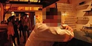 你们相信不 这个方法让微信附近的人加你