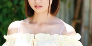 萌波铃IPX-501 文艺美少女在图书馆撩倒男生