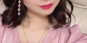 丘惠里奈JUL-264 乖巧人妻在丈夫面前与老头打炮