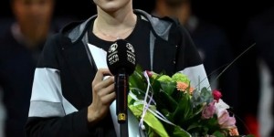 迈博体育 6-2 击败 Marta Kostyuk 夺得保时捷大奖赛冠军