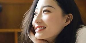 【迈博体育myball】衬衣解开扣子 麻麻丰满的大屁股