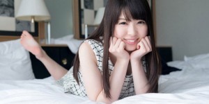 又有大规模流出！ひなた澪中枪出鲍！