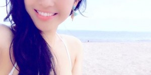 苍井空配戴“红领巾”替壮阳药做公益 网友怒轰：你不配
