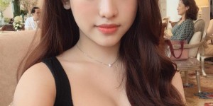 越南美女老板娘Thuy Vi 性感S曲线辣到不行