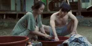 谷阿莫电影解说：车祸后调戏恩人女儿与人妻的R级韩国电影《致命之旅》