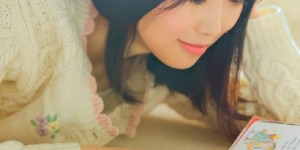 翘臀美女模特的诱惑写真 很是“风骚”外加清纯的感觉！！！