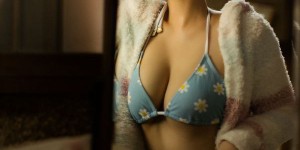 香港电竞女神《Rose Ma》雪肌超激写真令人兴奋！