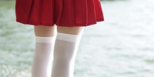 [神楽坂真冬]少女と自然と白い靴下