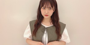 itotii正妹：刚满18！AKB48成员《铃木くるみ》换上水着才发现「很有料」！