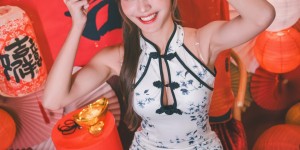 【网络美女】莎莎比基尼热舞展现夏日活力！感性吐露低潮心声，正能量「花期心法」圈粉无数！