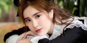 越南美少女《DOANGHI》雪肤嫩肤好美！展现性感清纯的18岁！