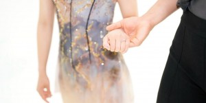 「璃来龙」要结婚了！三浦璃来与木原龙一惊喜宣布订婚，冰上浪漫求婚晒钻戒！