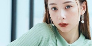 山下智久绯闻女友！ 「全球百大美女」Niki 发行第 3 本写真，惹火比基尼辣度破表！