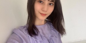 想成为那颗水蜜桃！ 日向坂46「小坂菜绪」甜笑吃水果