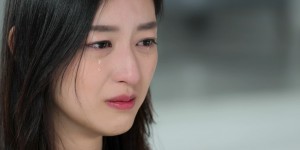 曝變態錄音檔控「遭鄭明析硬上」！葉萱赴韓開庭　歌手男友揭未同行真實原因