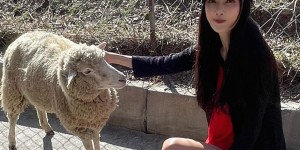 怒控鮮肉舊愛「國道脫褲壞壞」！57歲美魔女曬性感照爆：捆綁令人窒息