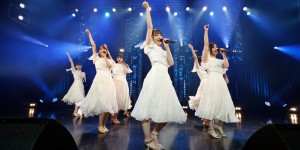 乃木坂46历年最少成员第31张单曲UNDER LIVE巡演落幕成员贴心准备圣诞贺礼