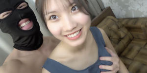今年无码片商カリビアンコム(加勒比)第一位初登场的女优「赤坂桃子」