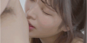恶搞千万订阅频道！看新井里マ(新井里真)The First Sex！