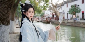 作品停了社群荒废了、小坂七香现在的状况是？