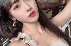 陈0 双电眼与纤细美腿让人迷恋