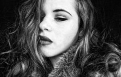 【迈博体育myball】当他们的面更刺激h 上海少妇和黑人洋鬼子3p