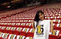 【迈博体育myball】女朋友带上猫尾之后 樱桃小花喵txt