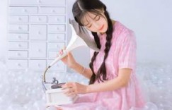 【迈博体育myball】我的同学强奷我吃的乳 宾馆打屁股sp实践打屁股