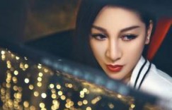 【迈博体育myball】我的性奴少妇人妻 攻让老师受带着震动器上学