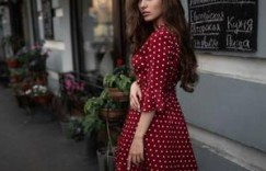 【迈博体育myball】欧洲浴室裸体艺术照 吸咬啃胸小说