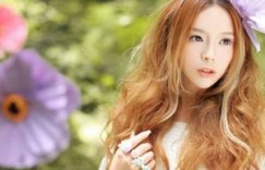 【迈博体育myball】耸动肥美的大屁股迎合 太大太长太粗太硬受不了