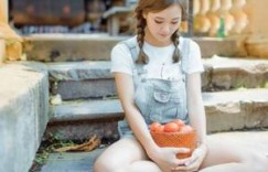 【迈博体育myball】我今年17岁女生 与肉色满园相似的文