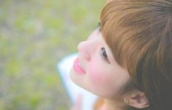 【迈博体育myball】车子坐不下我抱着 用肉体慰问敬老院人们