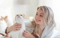 【迈博体育myball】三男一女吃奶添下面玩 欧美反绑吊乳虐乳sm在线观看