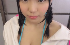 19岁的稻场琉花H杯巨乳大型写真偶像下海