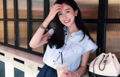 正妹晨颕泳池边比基尼美拍，饱满又修长的身影超吸睛