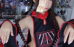 贴上符咒就不会动了吧，那么可以为所欲为吗