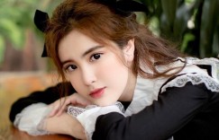 越南美少女《DOANGHI》雪肤嫩肤好美！展现性感清纯的18岁！