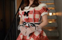 【网络美女】从“互动规范”到温柔回归：花咲枫香以粉色造型重获人气