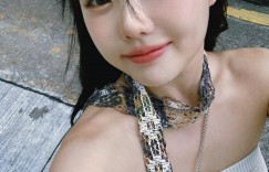itotii正妹：二宝妈咪「逛峇里岛灯太亮」路人疯狂关注！短短10秒视频万人爱心！