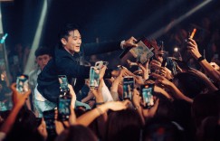 台、港帥哥聊健身「比肌肌」尬交情！高爾宣見TYSON YOSHI忍不住吃豆腐