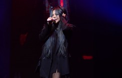 張惠妹驚喜現身《獵人聚》！家家化身老闆娘　偕同黃偉晉招待眾嘉賓們相聚