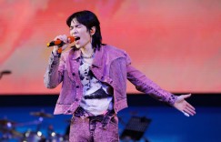 蕭敬騰熱唱尾牙跑全場！近距離互動台下全嗨翻　年後新計畫曝光　