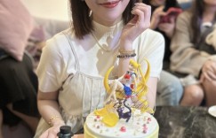 本來其實沒想嫁！蘿莉塔曝閨蜜「踢男友膝蓋」逼跪求婚　出糗場面超尷尬：又不是非他不可